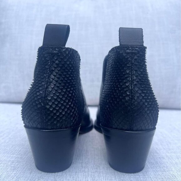 Dolce Vita Booties 7.5 - Picture 4 of 5